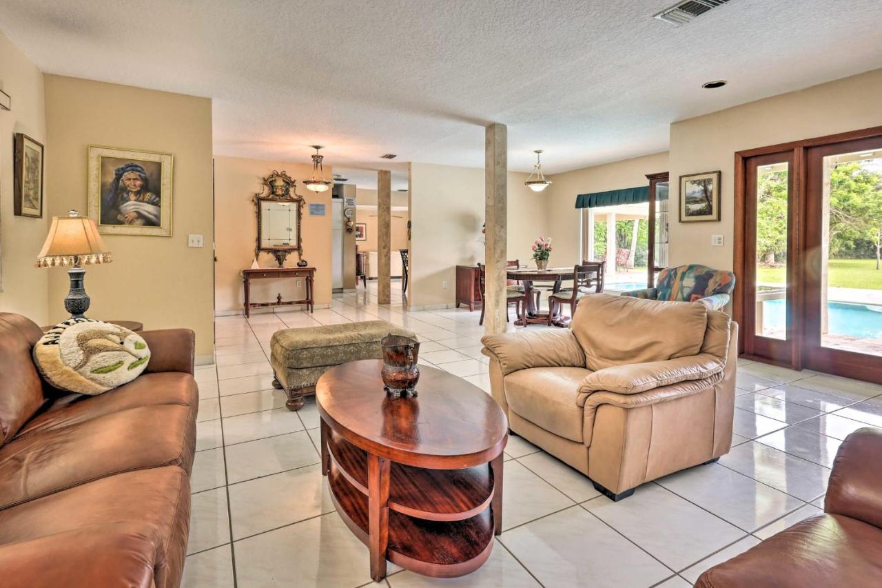 7545 Southwest 124Th Street Villa Miami Eksteriør bilde